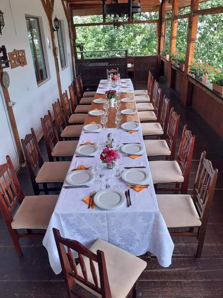 Casa Boiereasca Hotel Iasi Bagian luar foto