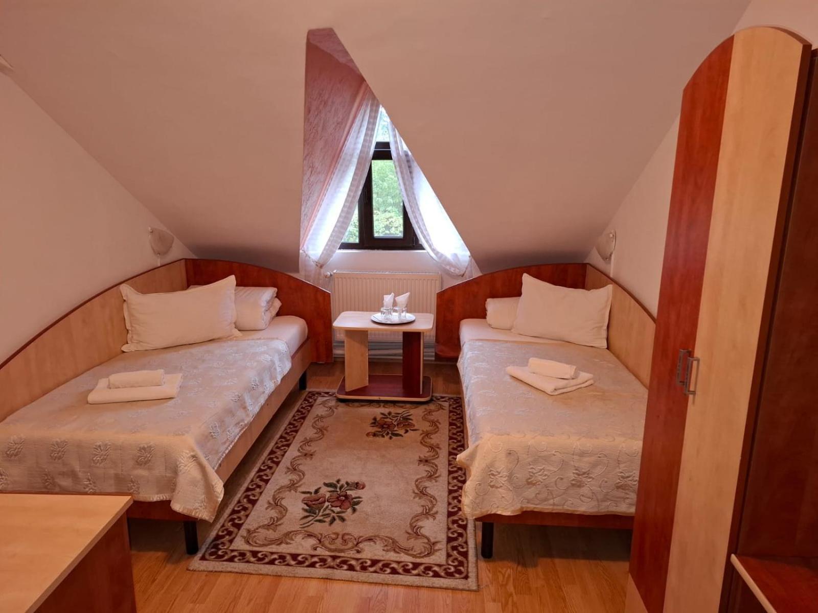 Casa Boiereasca Hotel Iasi Bagian luar foto