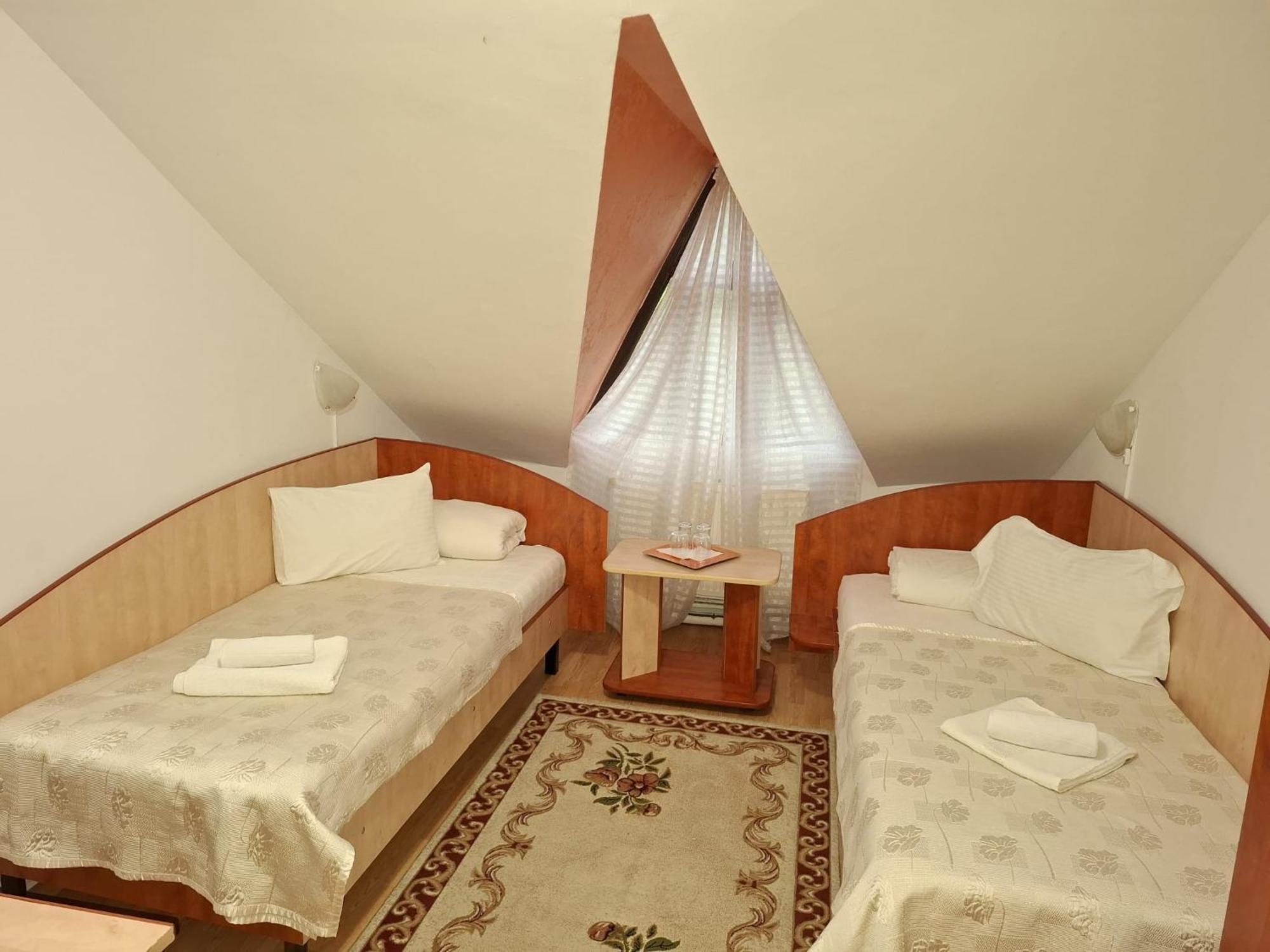 Casa Boiereasca Hotel Iasi Bagian luar foto