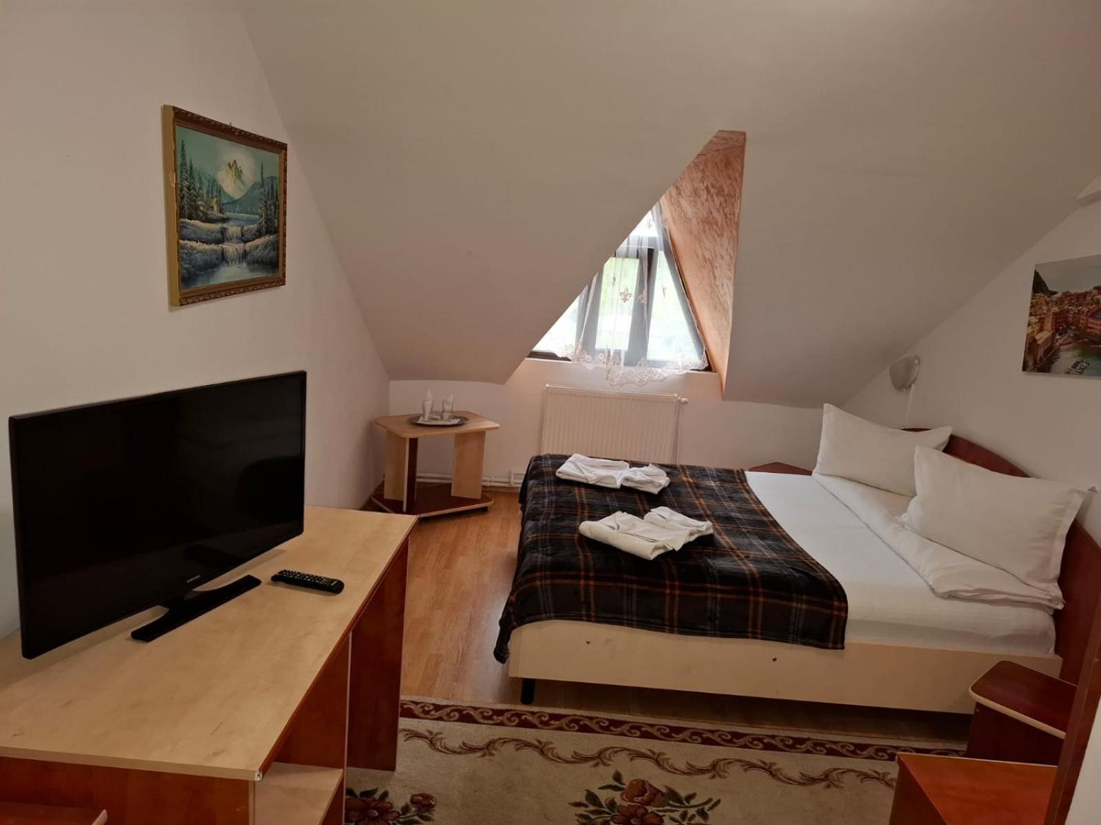 Casa Boiereasca Hotel Iasi Bagian luar foto