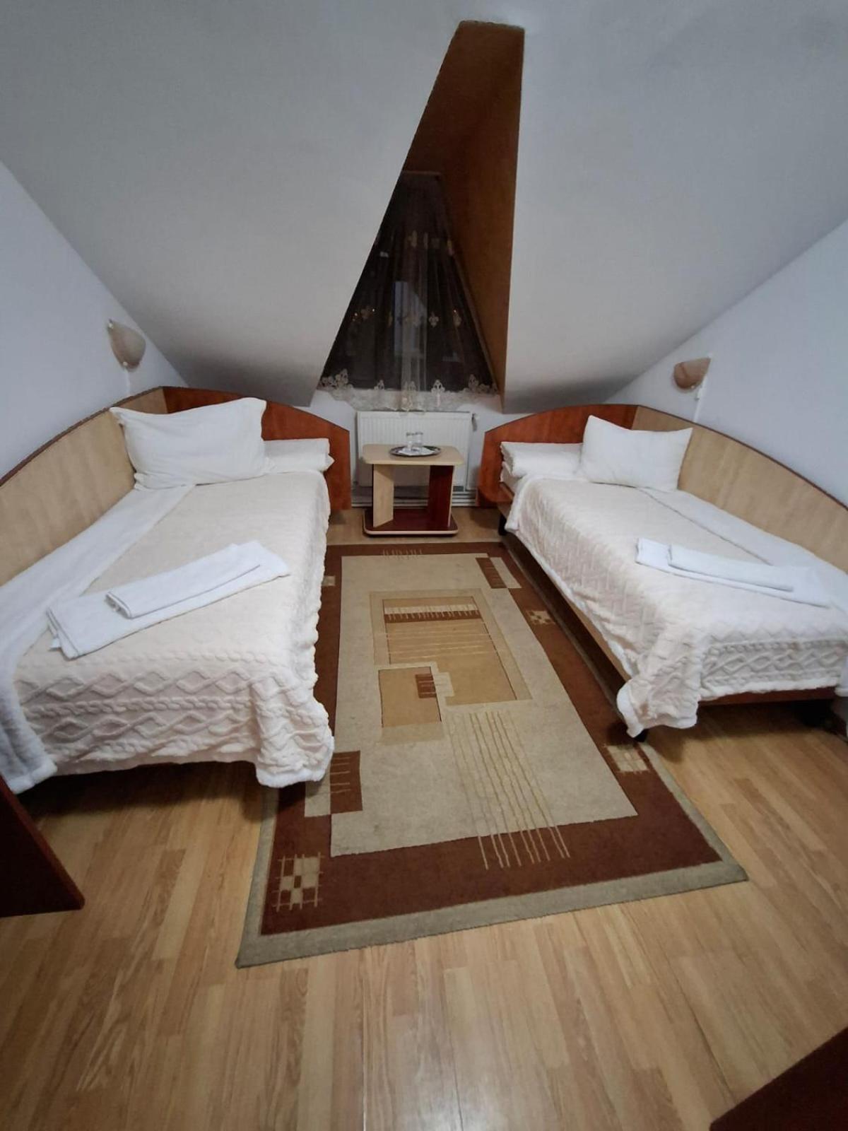 Casa Boiereasca Hotel Iasi Bagian luar foto